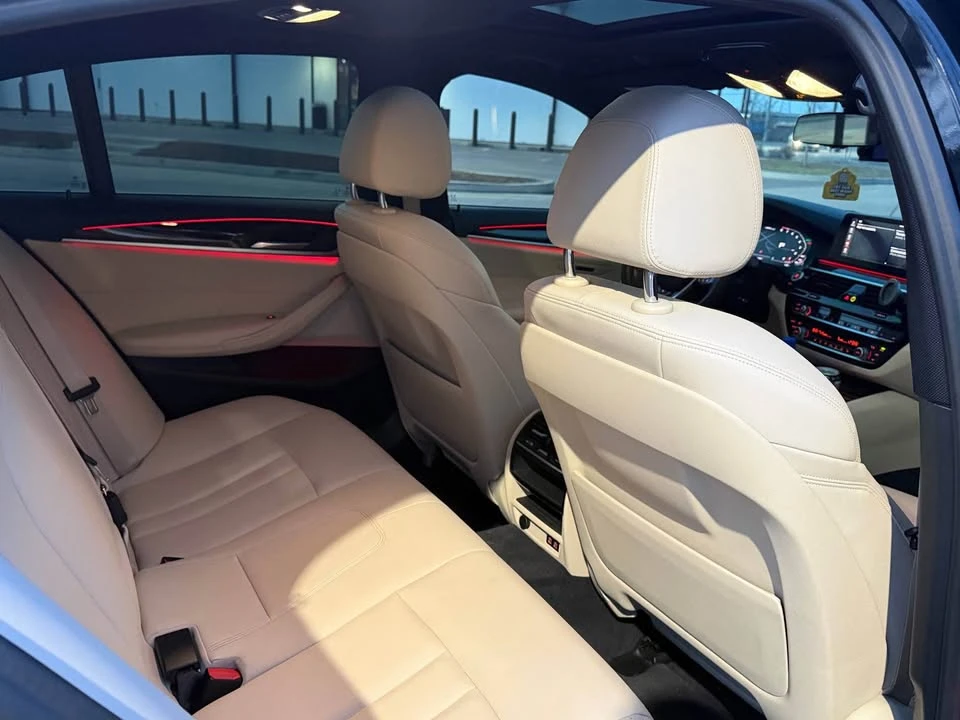 2020 BMW 5 Series - Image 13 of 17