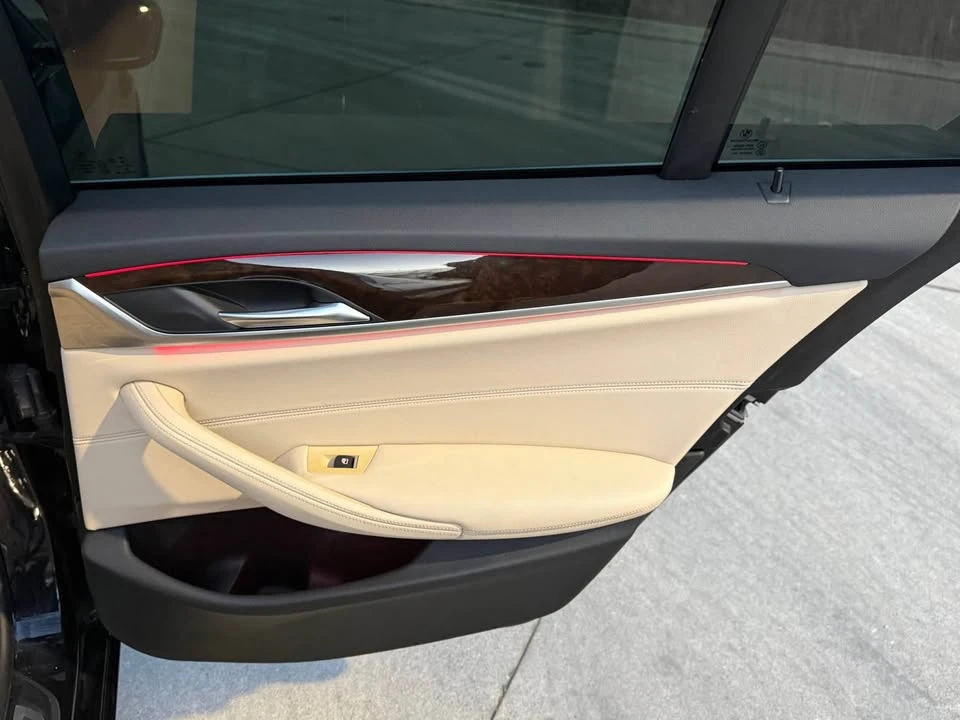 2020 BMW 5 Series - Image 14 of 17