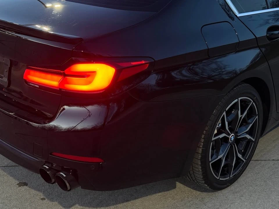 2020 BMW 5 Series - Image 8 of 17
