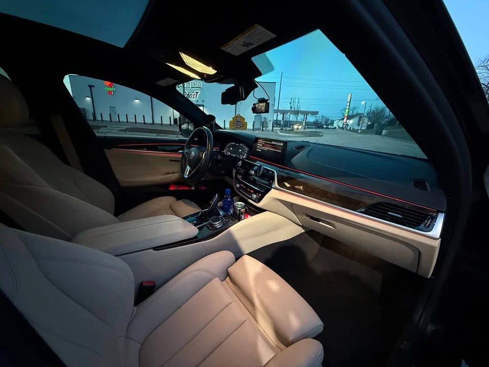 2020 BMW 5 Series - Image 11 of 17