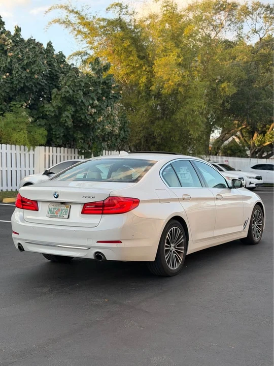 2020 BMW G30 5 Series Sedan - Image 3 of 10