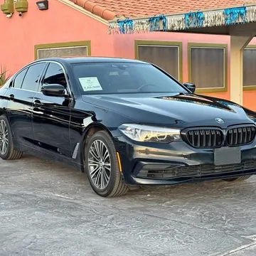 2020 BMW 530