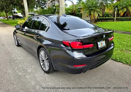 2020 BMW 530i Sport Line