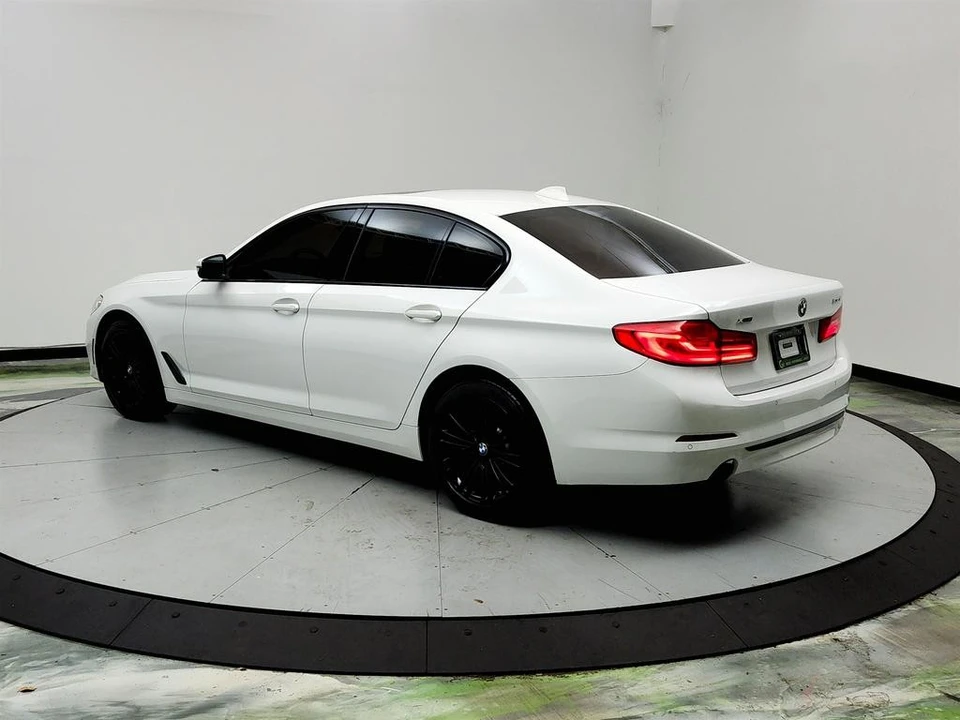 2020 BMW G30 5 Series Sedan - Image 7 of 31