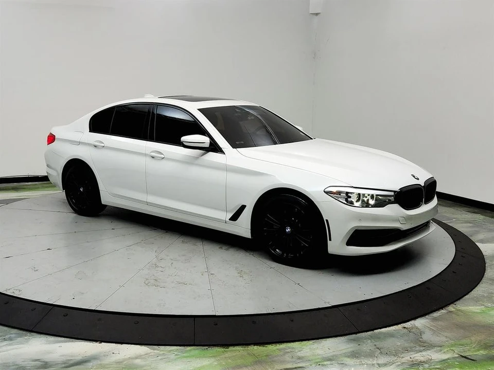 2020 BMW G30 5 Series Sedan - Image 3 of 31