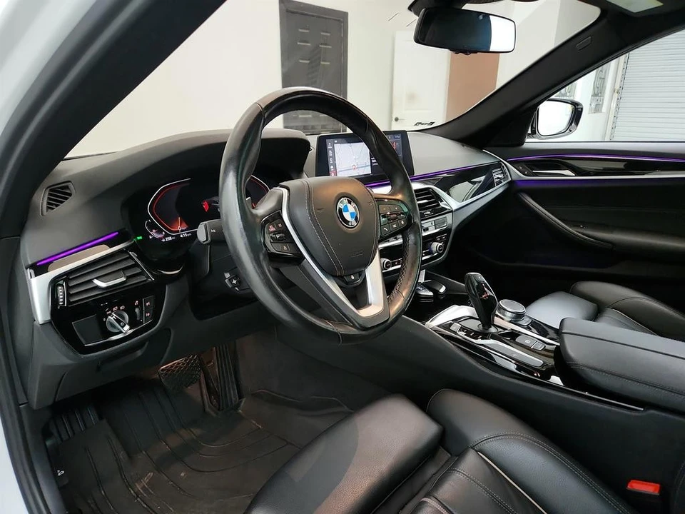 2020 BMW G30 5 Series Sedan - Image 13 of 31