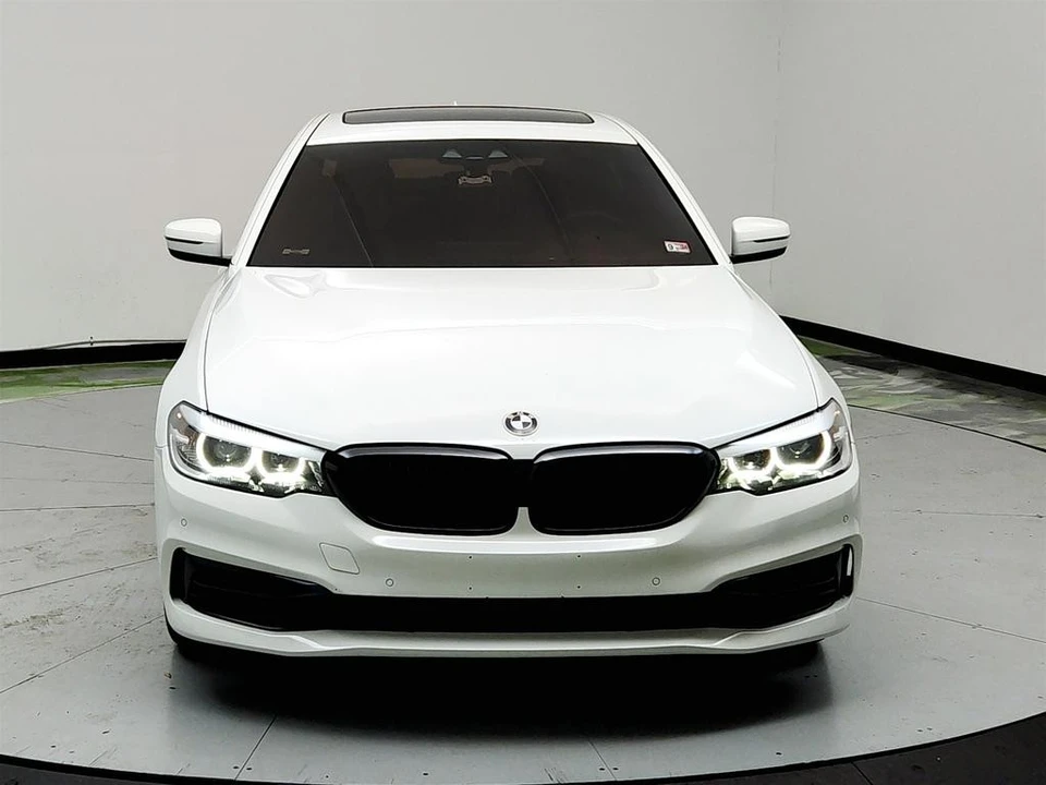 2020 BMW G30 5 Series Sedan - Image 2 of 31