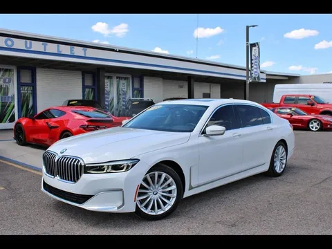 2020 BMW 740i Sedan