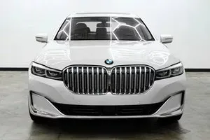 2020 BMW 740i