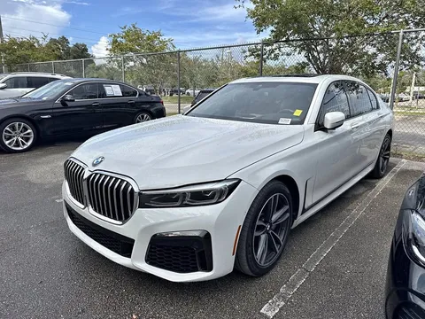 2020 BMW 740i Sedan