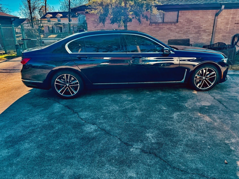 2020 BMW G11/G12 750i & M760i Sedan - Image 6 of 31
