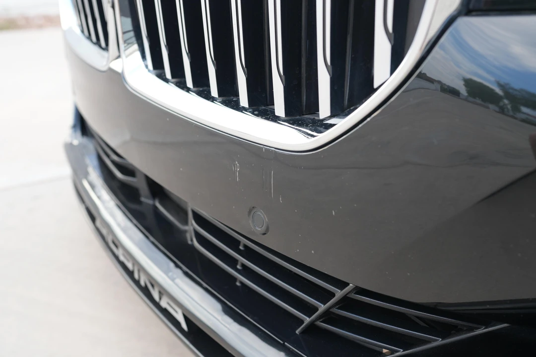 2020 BMW Alpina B7 - Image 14 of 31