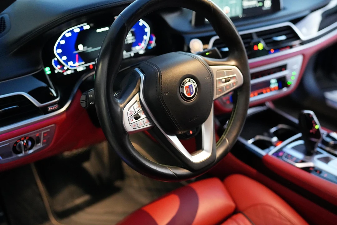 2020 BMW Alpina B7 - Image 22 of 31