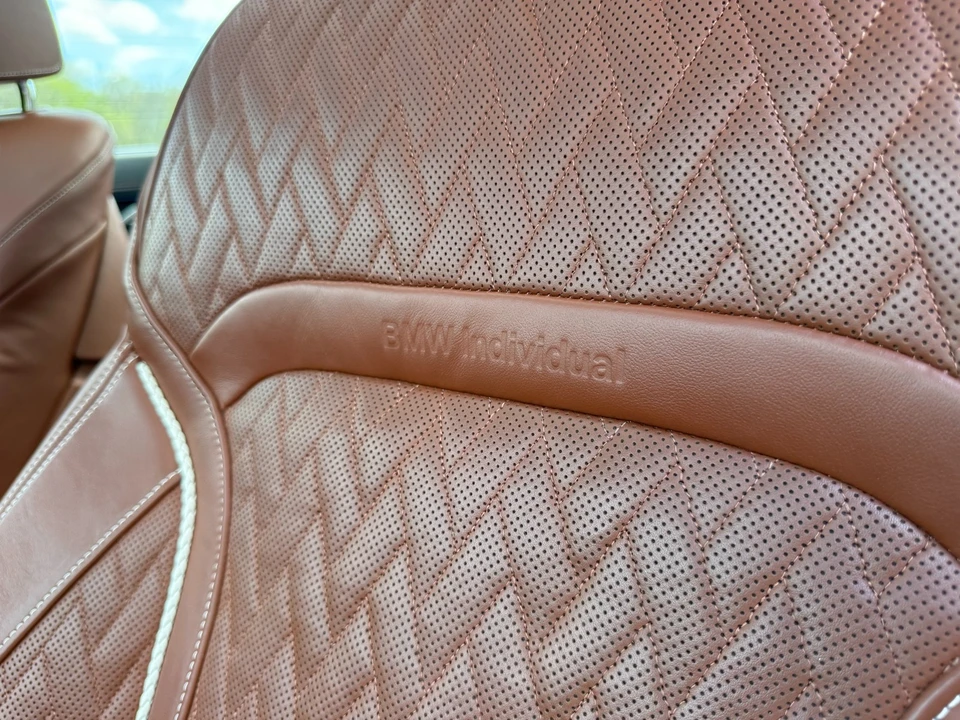 2020 BMW Alpina B7 - Image 14 of 21