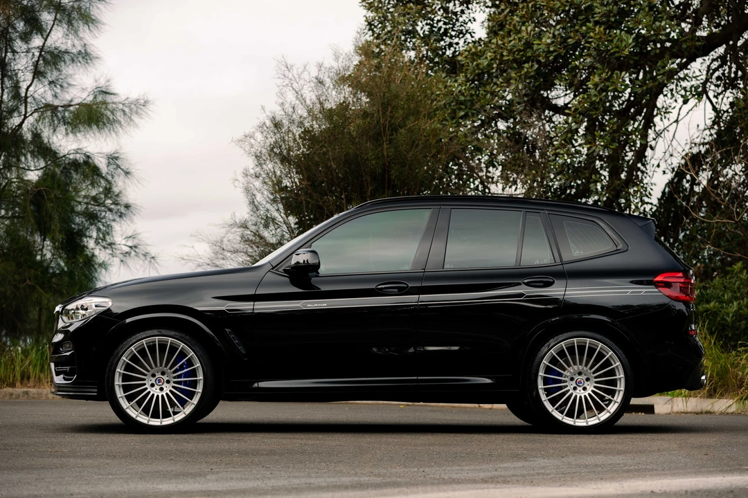 2020 BMW Alpina - Image 16 of 31