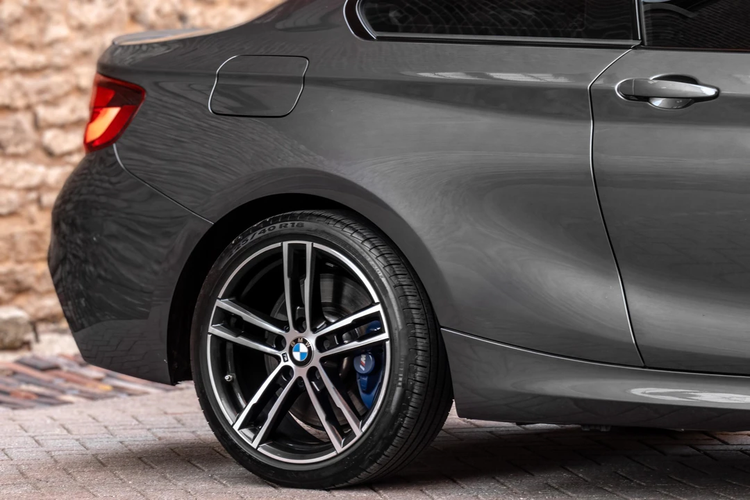 2020 BMW F22/F23 M235i & M240i - Image 20 of 31