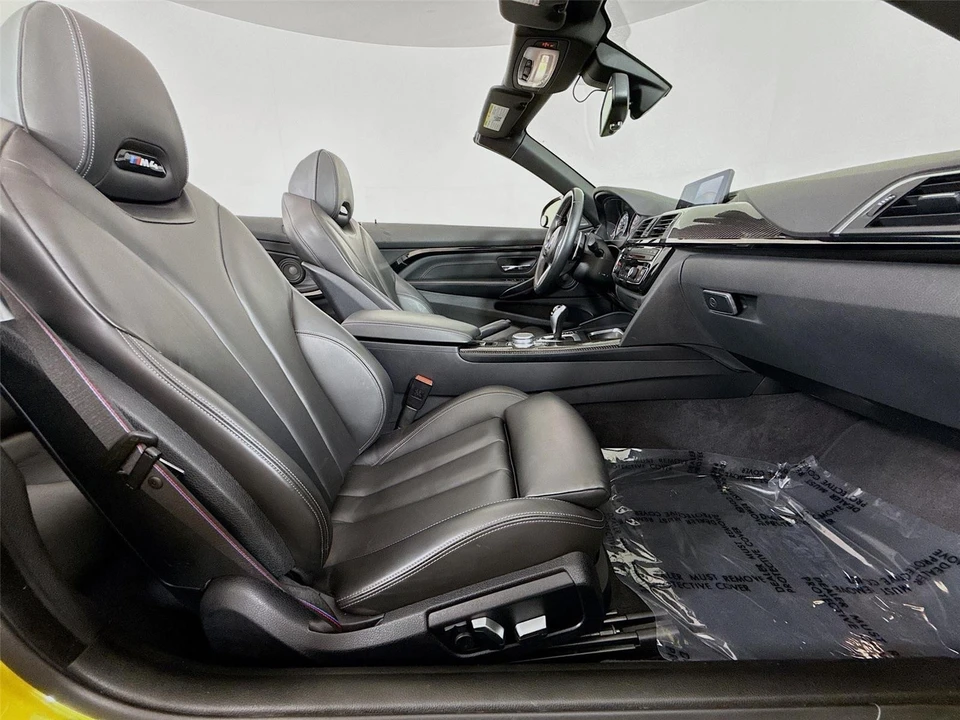 2020 BMW - Image 25 of 31