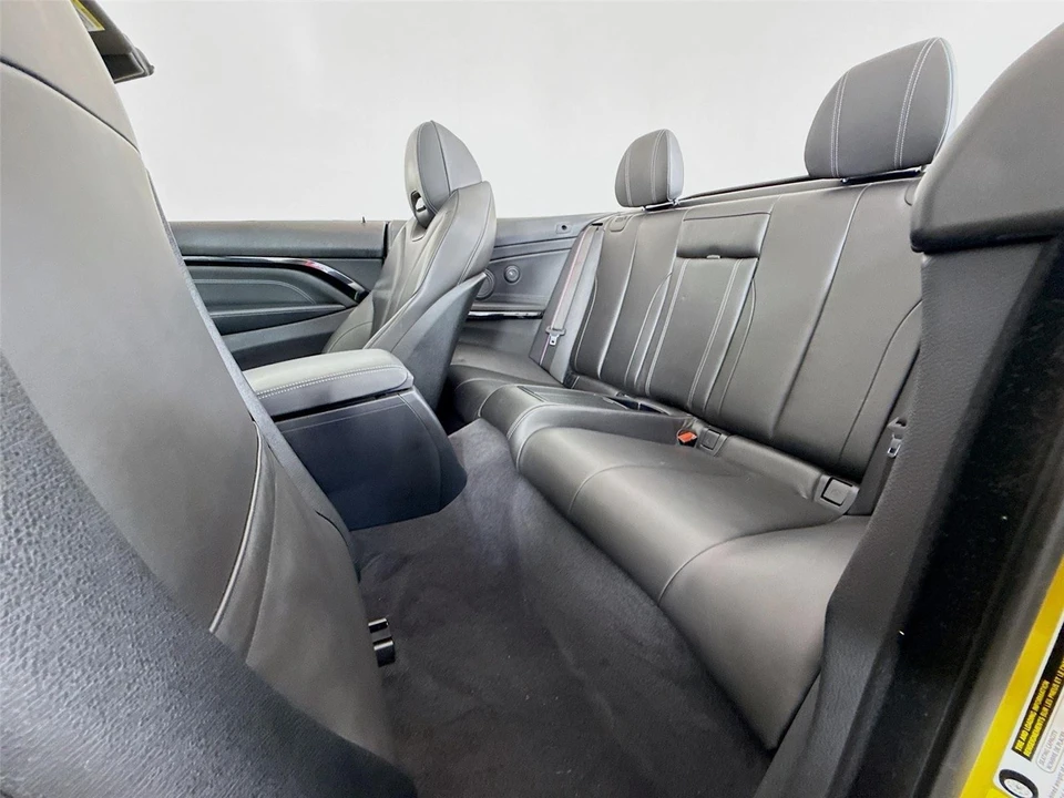 2020 BMW - Image 21 of 31