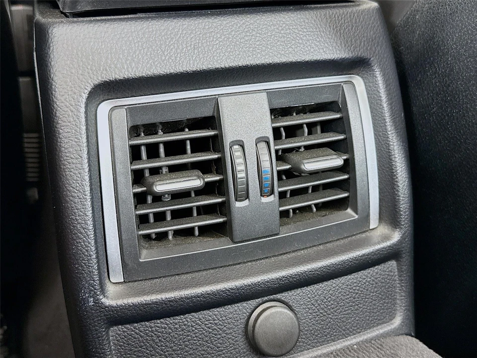 2020 BMW - Image 22 of 31