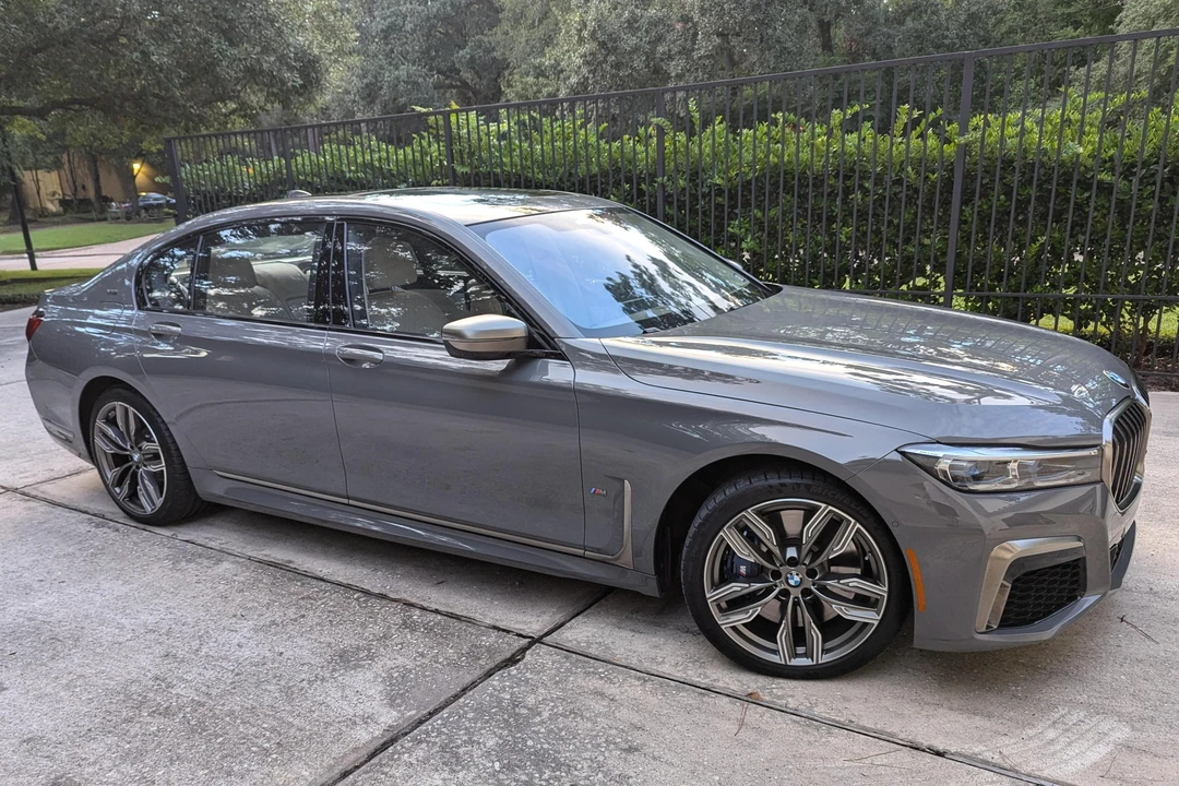 2020 BMW G11/G12 750i & M760i Sedan - Image 3 of 31