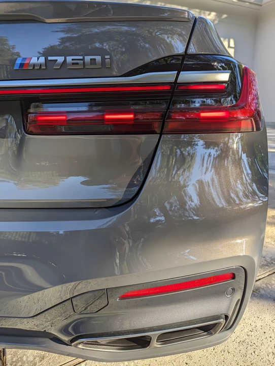 2020 BMW G11/G12 750i & M760i Sedan - Image 24 of 31