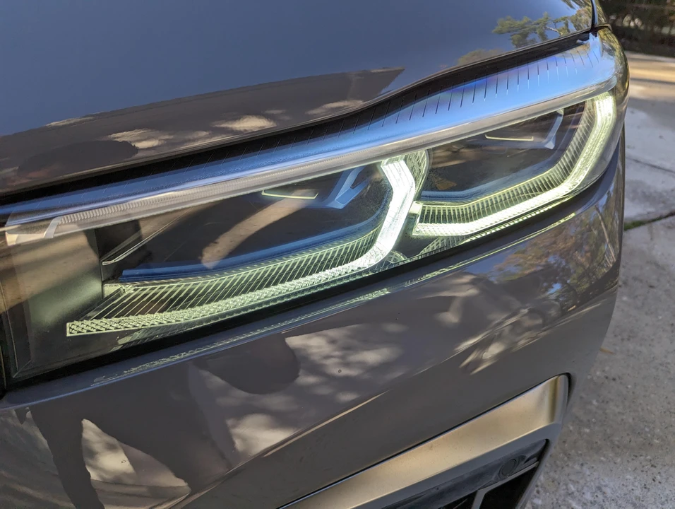 2020 BMW G11/G12 750i & M760i Sedan - Image 14 of 31