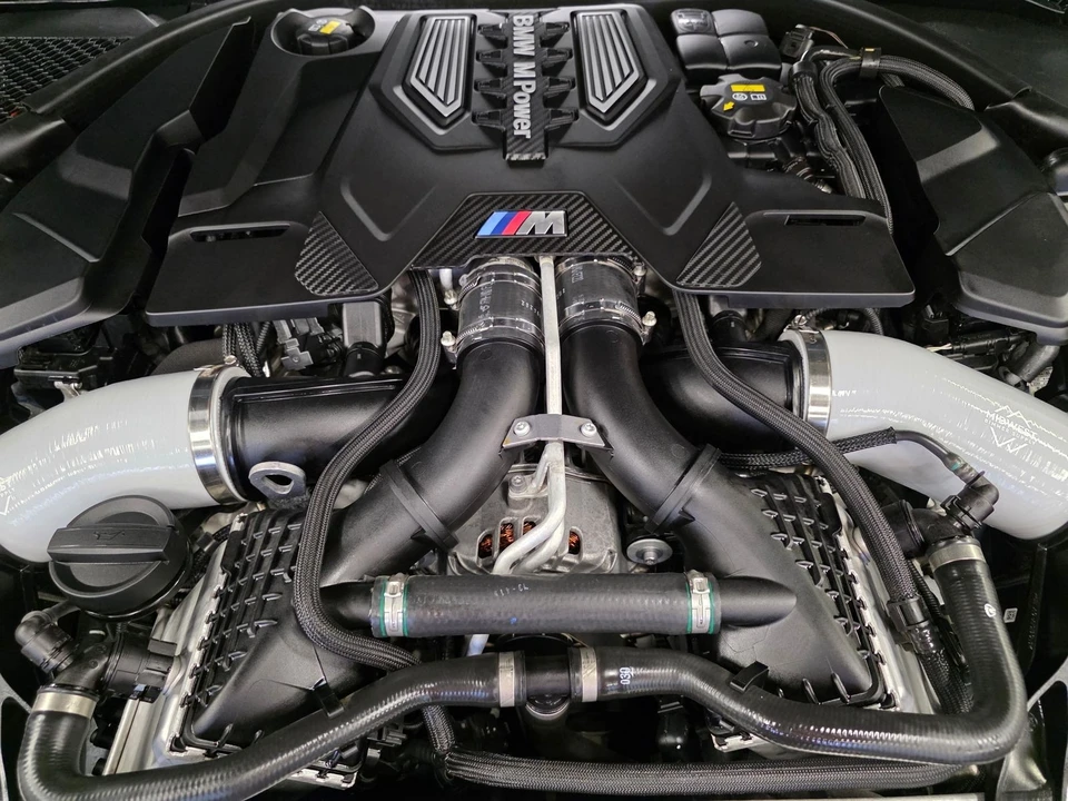2020 BMW M8 - Image 3 of 12