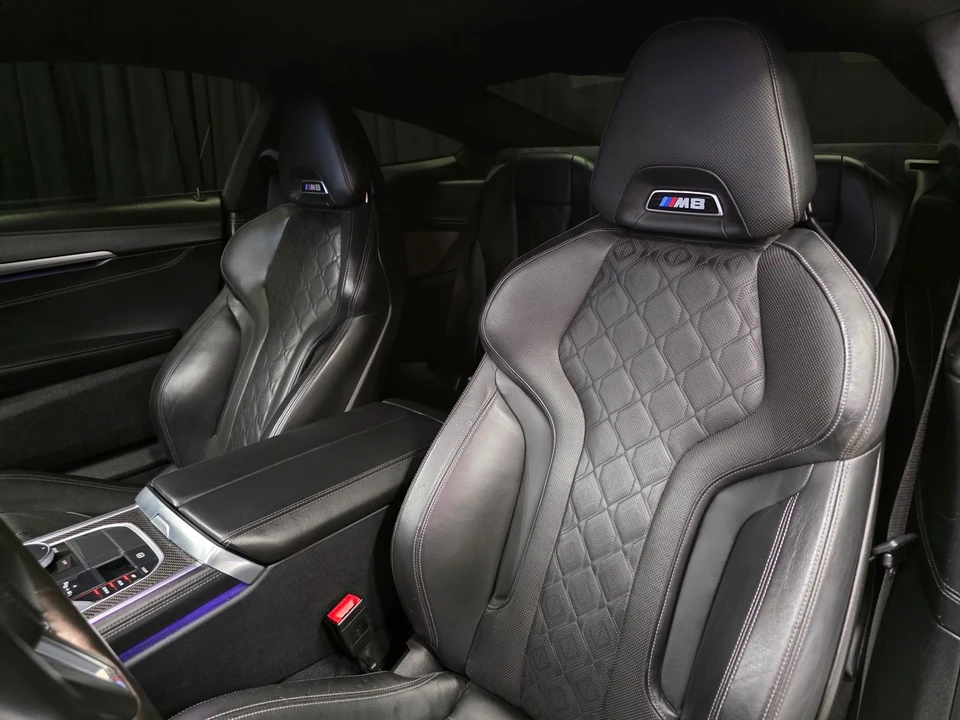 2020 BMW M8 - Image 16 of 21