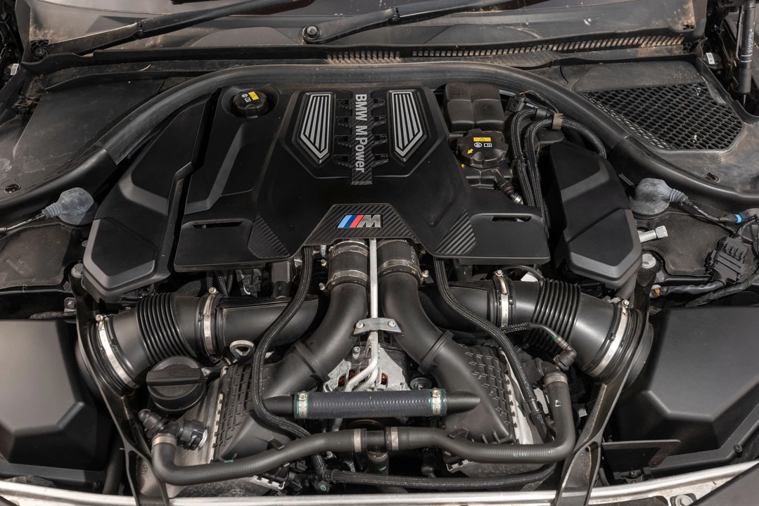 2020 BMW M8 - Image 16 of 20