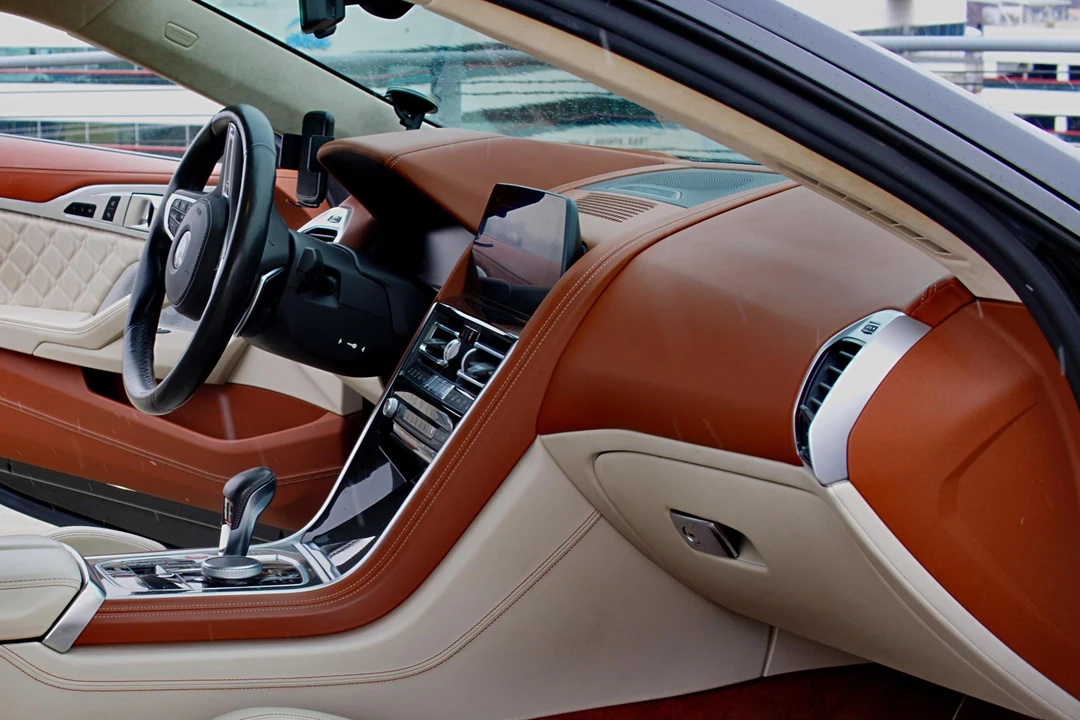 2020 BMW M8 - Image 22 of 31