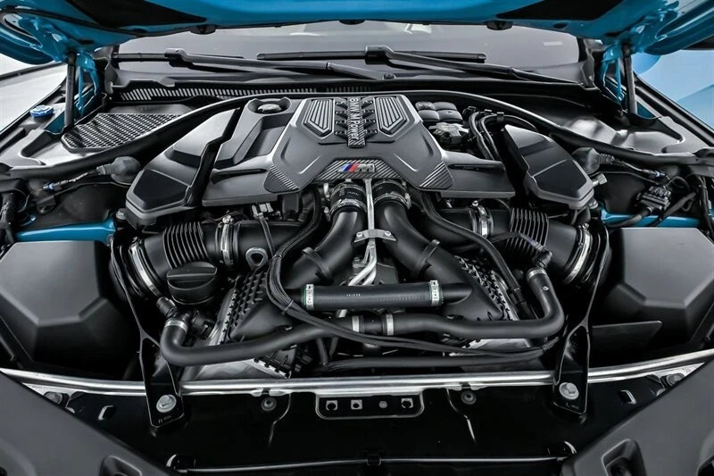2020 BMW M8 - Image 17 of 21