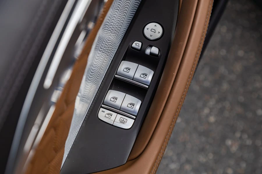 2020 BMW M8 - Image 22 of 31