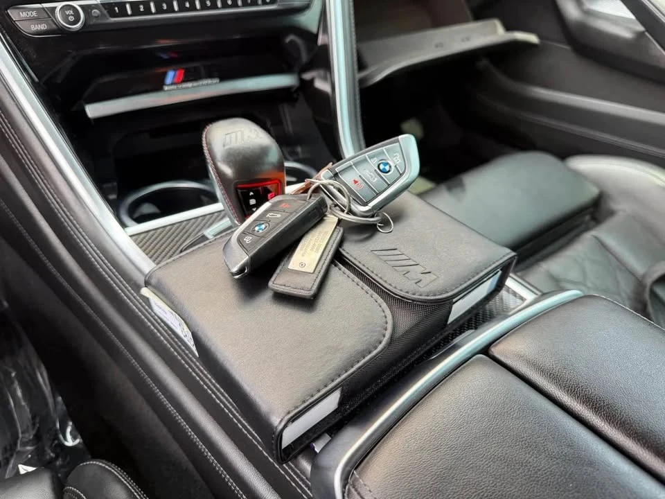 2020 BMW M8 - Image 17 of 19