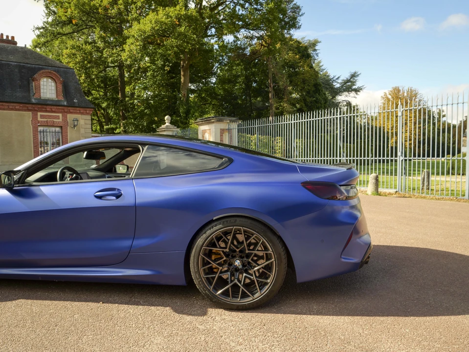 2020 BMW M8 - Image 28 of 31