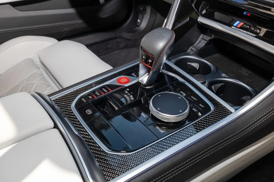 2020 BMW M8 - Image 30 of 31