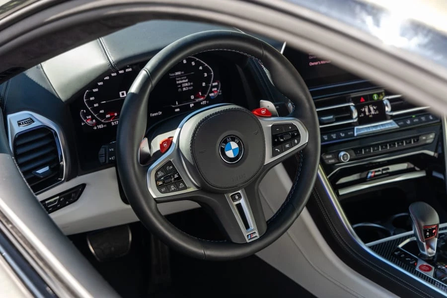 2020 BMW M8 - Image 27 of 31