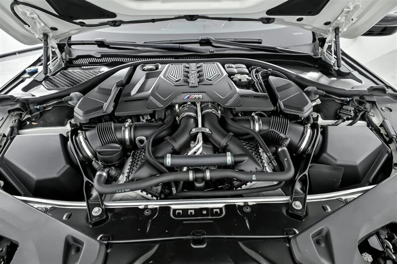 2020 BMW M8 - Image 16 of 21