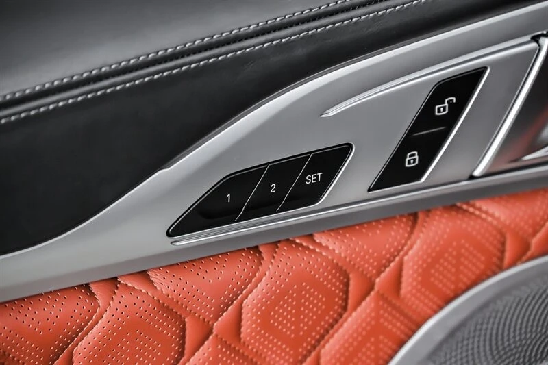 2020 BMW M8 - Image 18 of 21