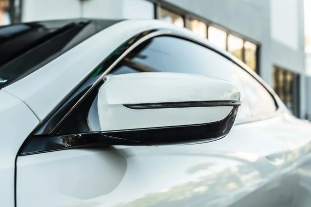 2020 BMW M8 - Image 17 of 21