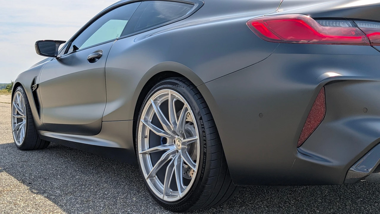 2020 BMW M8 - Image 29 of 31