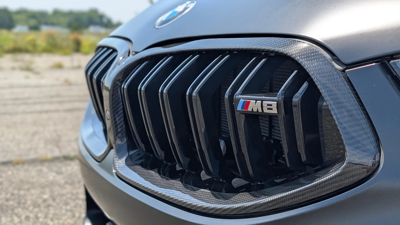 2020 BMW M8 - Image 15 of 31