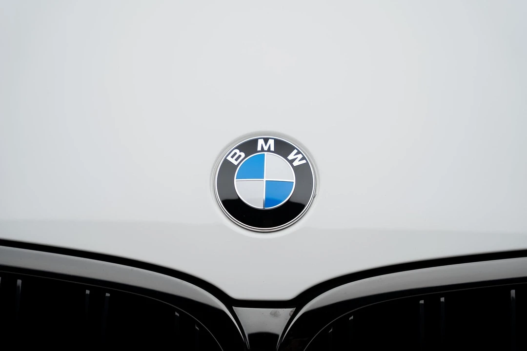 2020 BMW M8 - Image 14 of 21