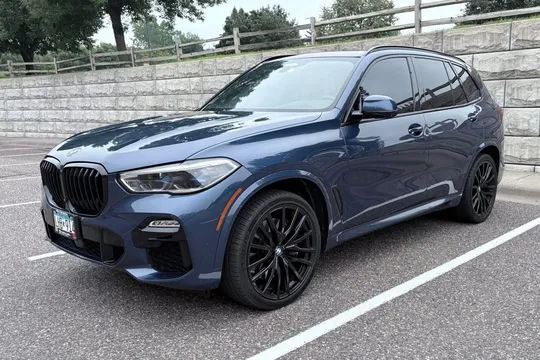 2020 BMW X5 M50i