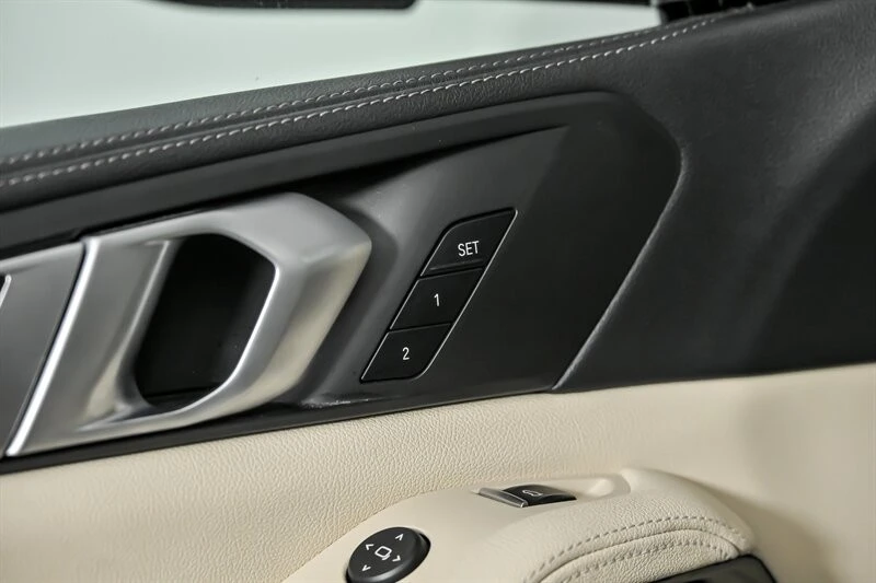 2020 BMW G05 X5 - Image 16 of 21