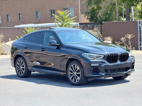 2020 BMW X6 M50i Sport Utility 4D