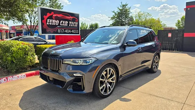 2020 BMW X7 M50i