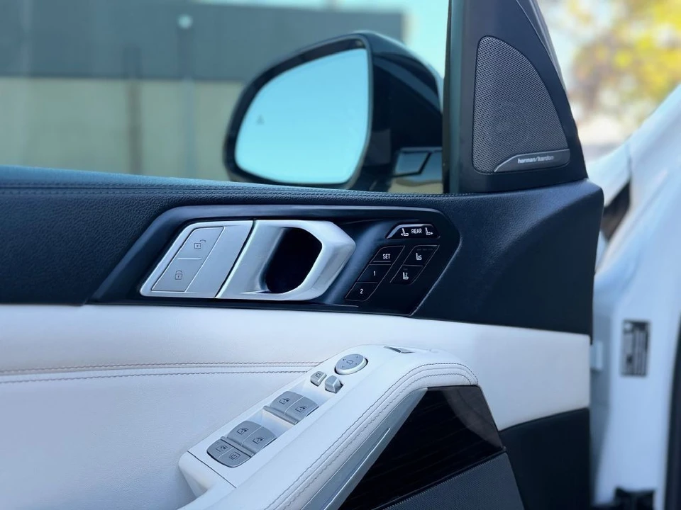 2020 BMW G07 X7 - Image 17 of 21