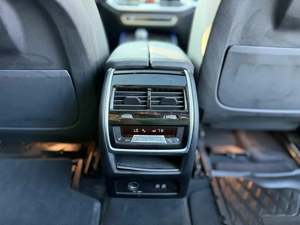 2020 BMW G07 X7 - Image 10 of 20