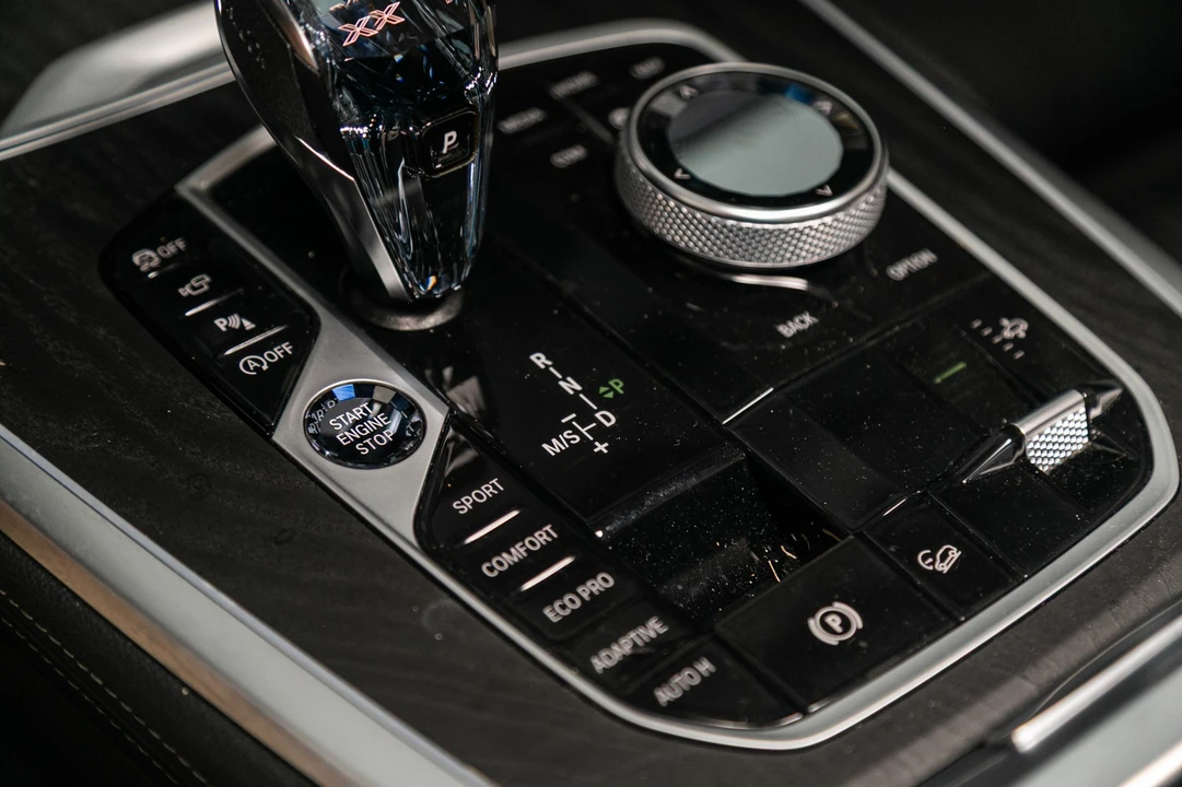 2020 BMW G07 X7 - Image 15 of 21