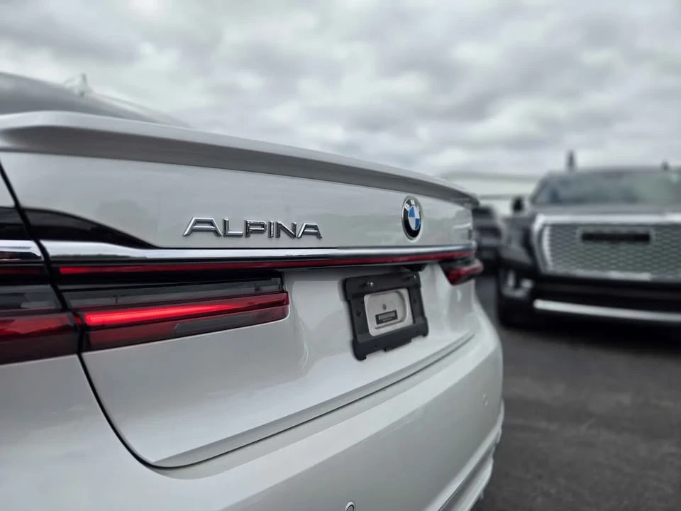 2020 BMW Alpina B7 - Image 3 of 8